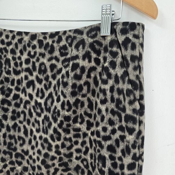 CAbi Skirt Size 10 Jungle Leopard Print Ponte Knit Straight Pencil Pockets #3402 - Picture 2 of 10